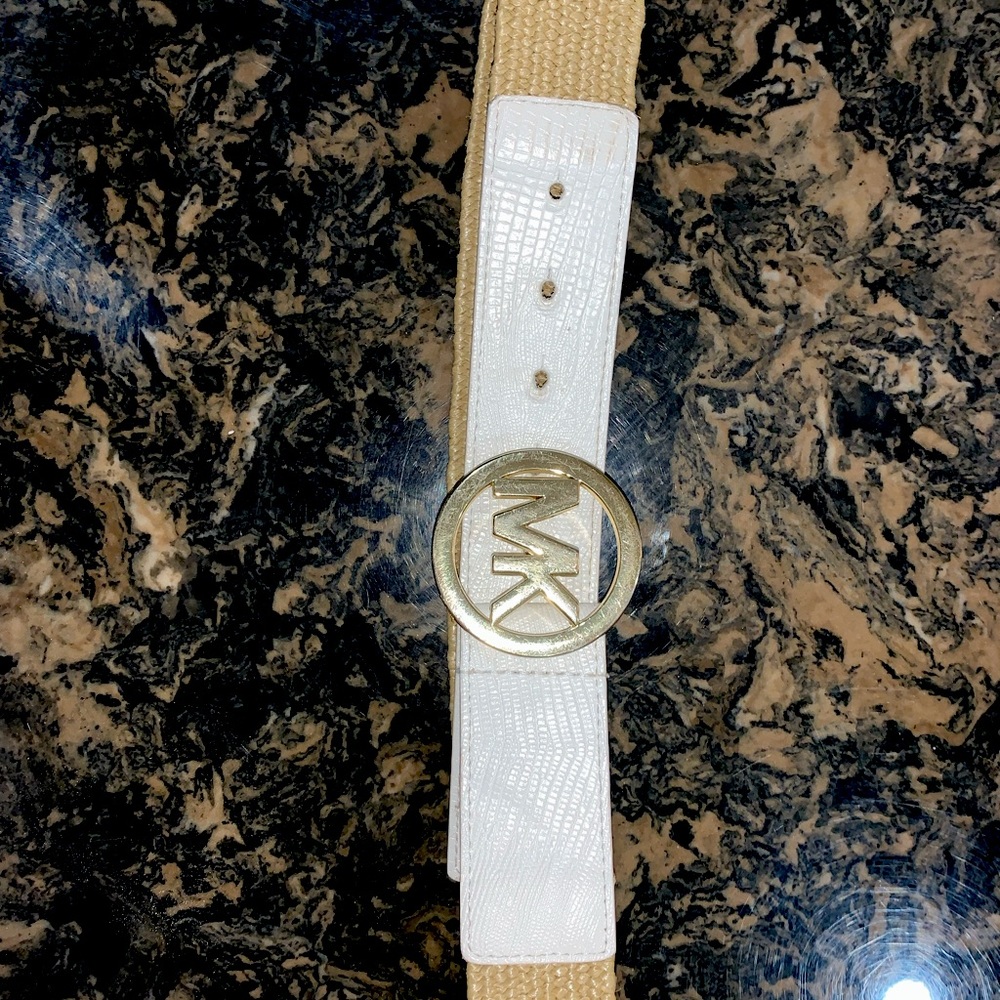 michael kors stretchable white , tan , and gold belt.